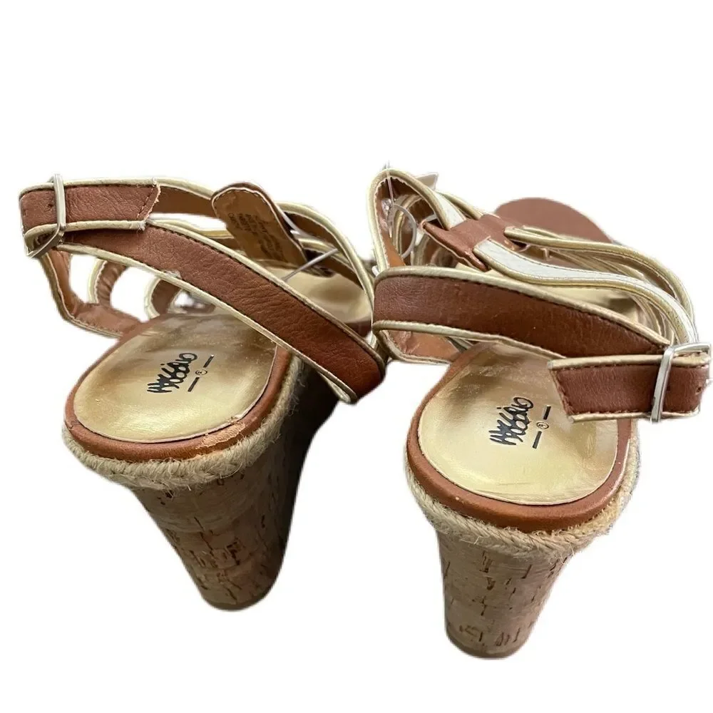 ❣️5/$50 Mossimo size 8.5 tan & white cork style wedges rope braid gold accents.